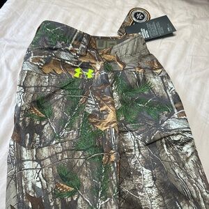 Under Armour Realtree Forest Camo Pants 40/32